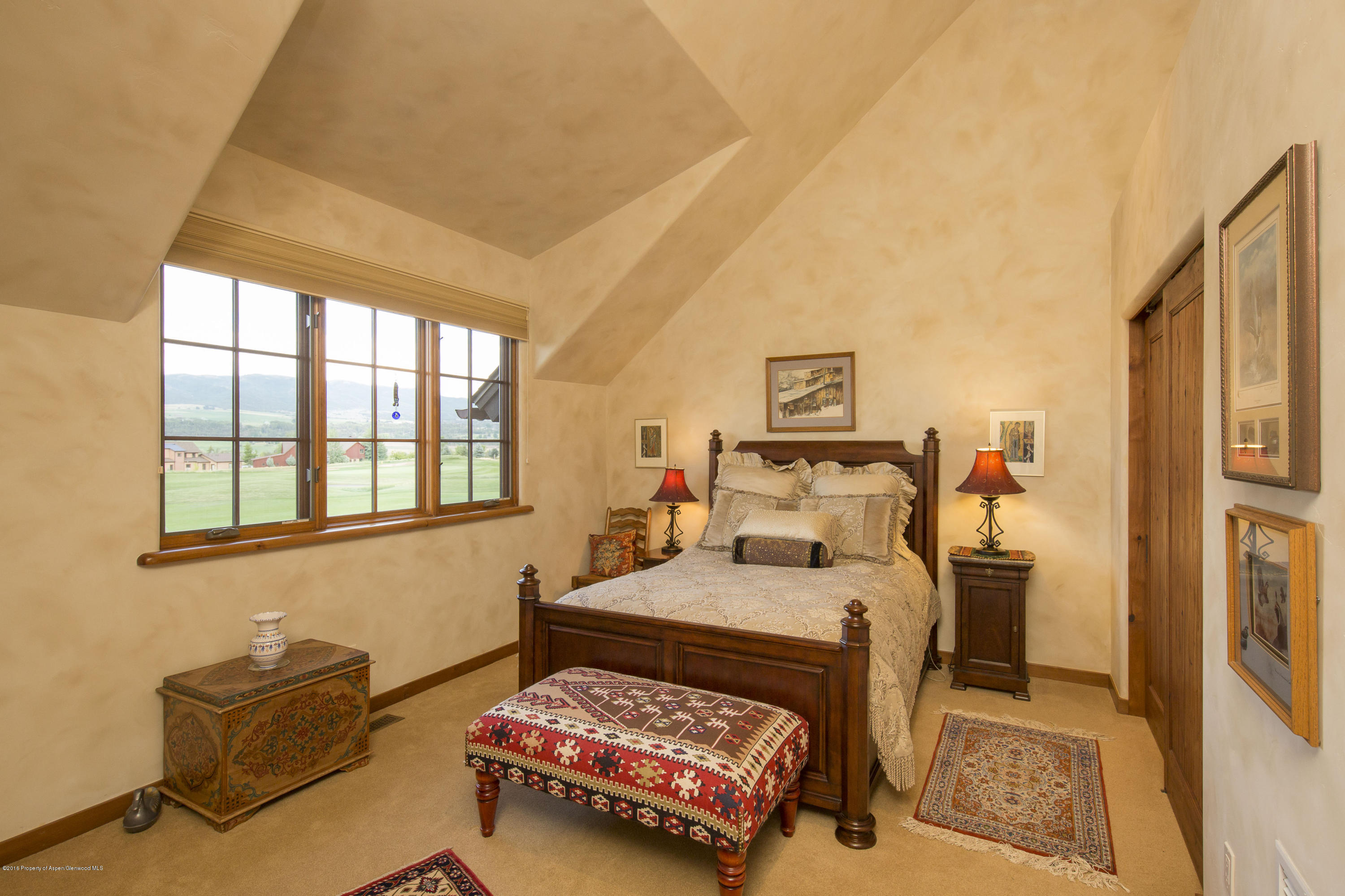 722 Perry Ridge Carbondale, CO 81623 - Photo 24 of 33 3rd bedroom suite