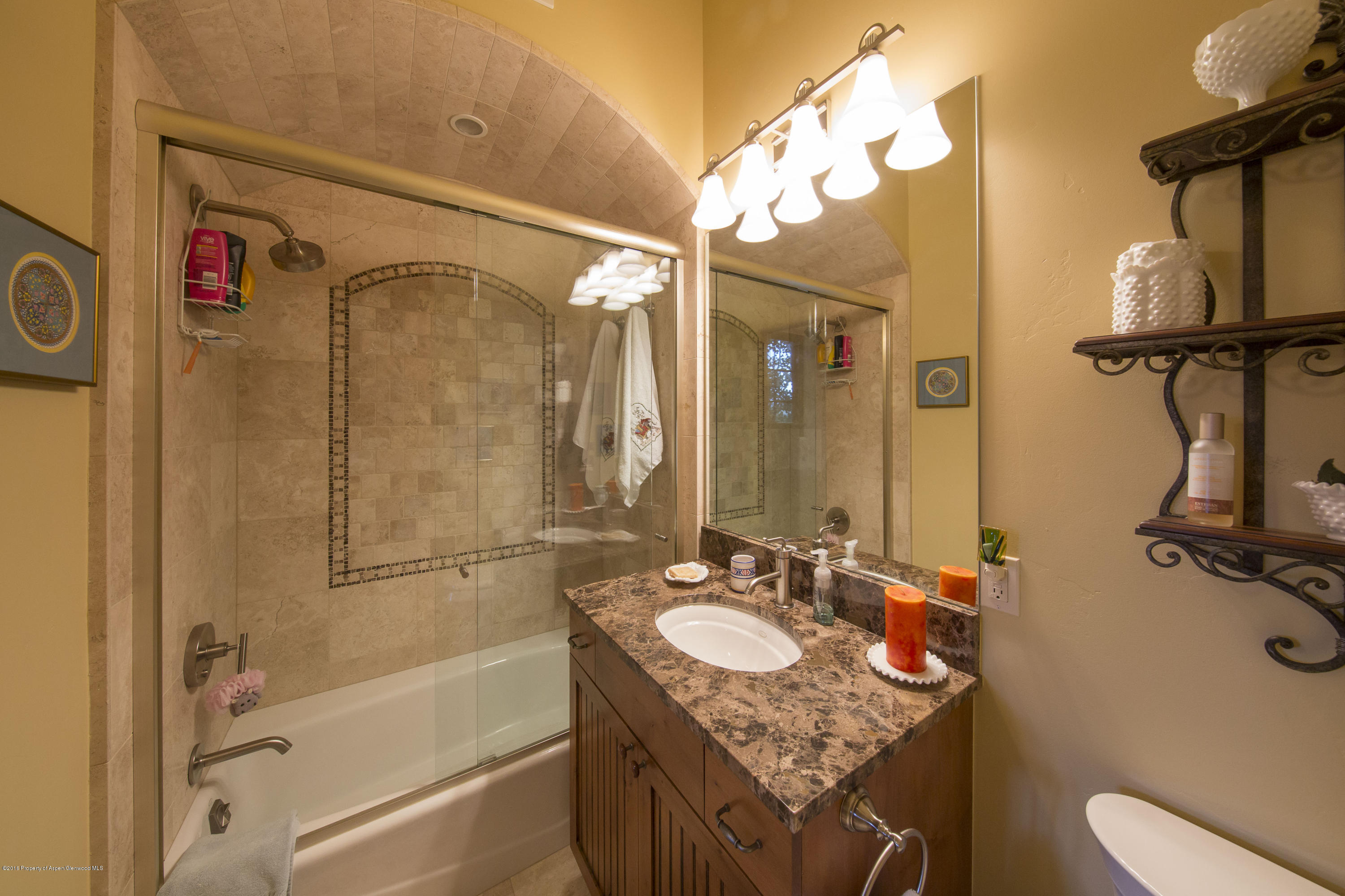722 Perry Ridge Carbondale, CO 81623 - Photo 25 of 33 3rd bath