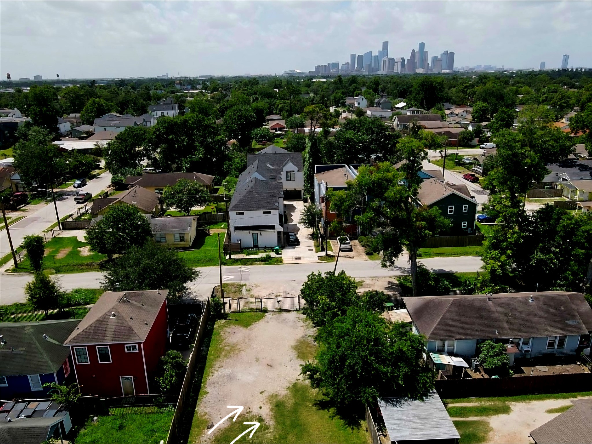 1417 Weiss Street Houston, TX 77009 - Photo 1 of 7