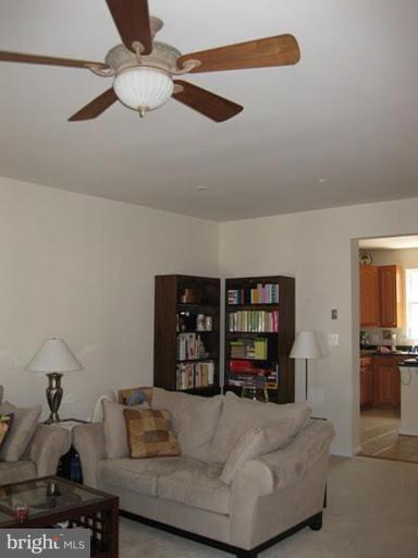 279 Braxton Way Edgewater, MD 21037 - Photo 7 of 27 Living Room #2