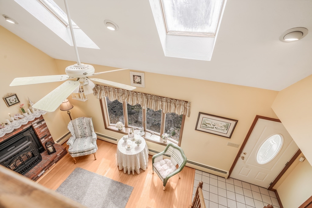 7 Bow Drive Acushnet, MA 02743 - Photo 32 of 42 a view of a livingroom with furniture and workspace