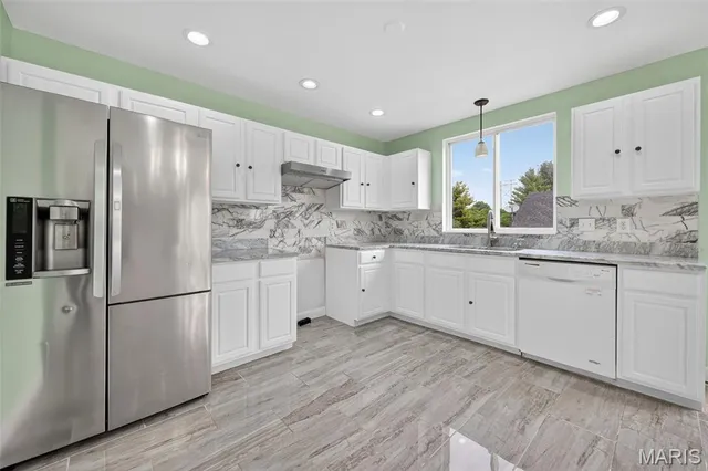 $419,900 | 11074 Kohrs Lane, St. Louis, MO 63123