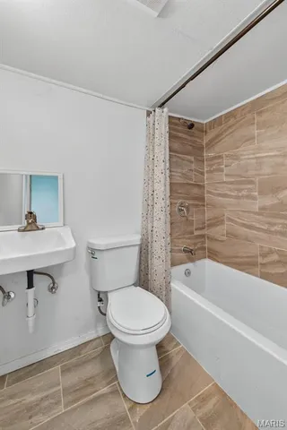 $419,900 | 11074 Kohrs Lane, St. Louis, MO 63123