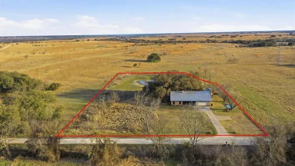 $415,000 | 675 County Road 502, Stephenville, TX 76401