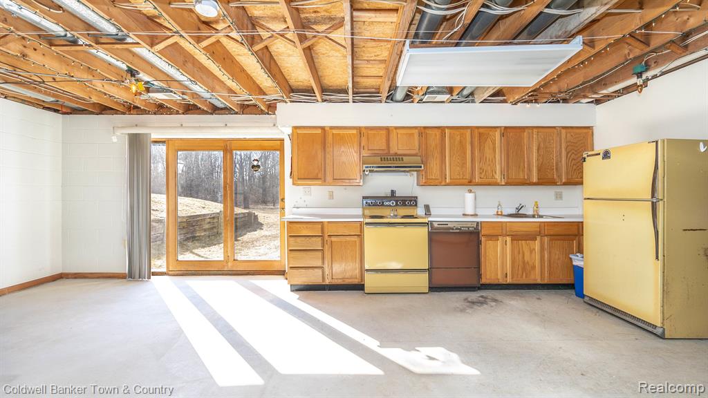 5427 Oak Grove Road Howell, MI 48855 - Photo 38 of 63 Gallery Image 38