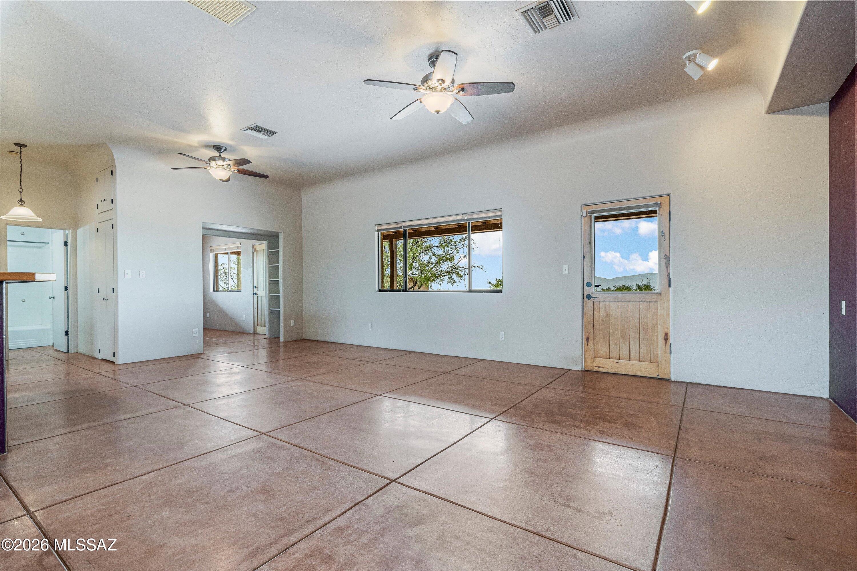 2701 East Sahuarita Road Vail, AZ 85641 - Photo 24 of 50 10-130886351