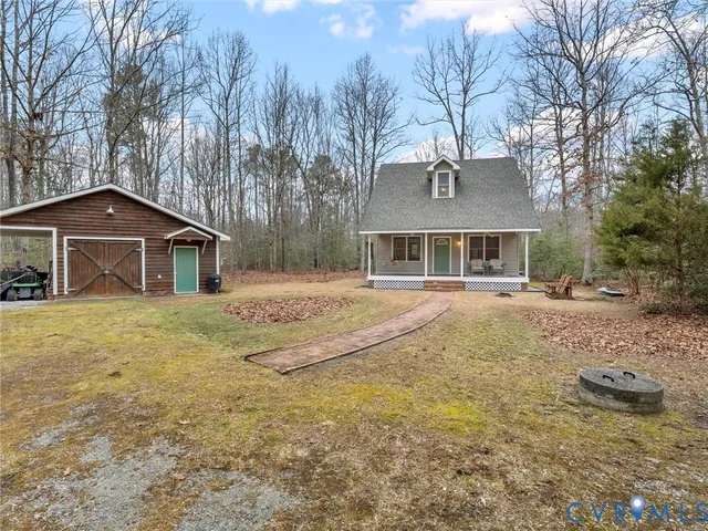 $325,000 | 338 River Drive, King and Queen Court House, VA 23085