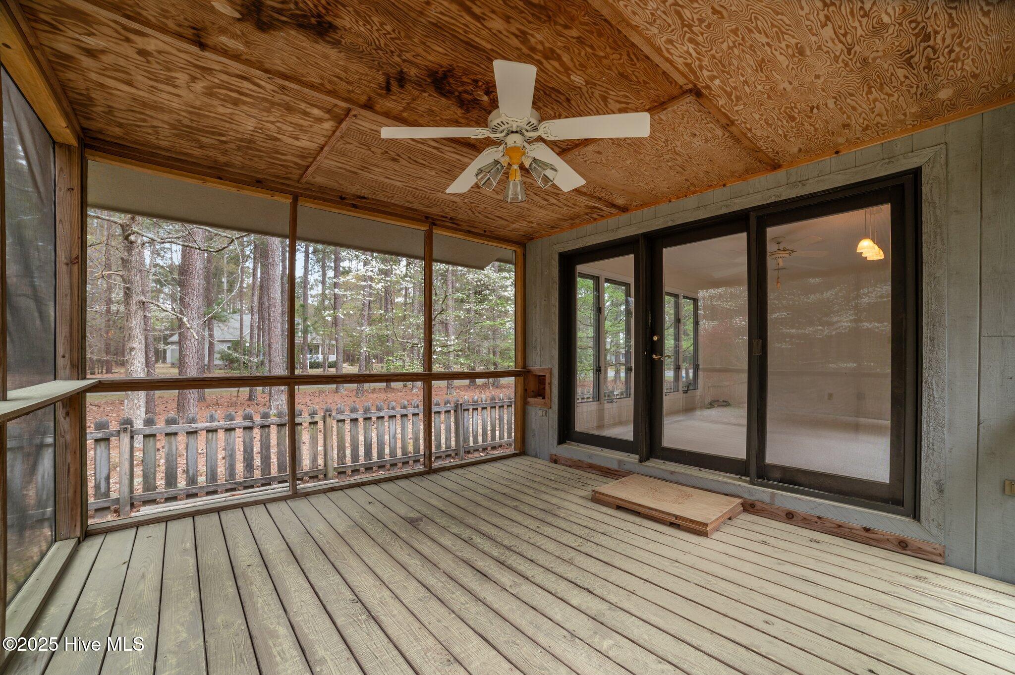 306 Channel Washington, NC 27889 - Photo 52 of 60 61-web-or-mls-LHV_8401