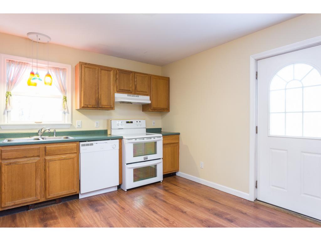 51 Reservation Road Deerfield, NH 03037 - Photo 13 of 33