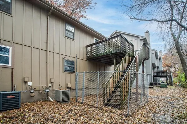 $160,000 | 13908 Dundee Circle, Grandview, MO 64030