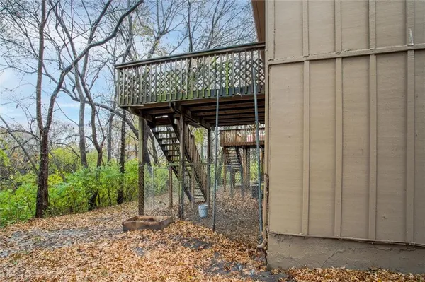 $160,000 | 13908 Dundee Circle, Grandview, MO 64030