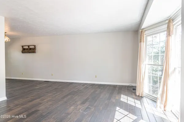 $2,600 | 3432 Niagara Carthage Road, Whispering Pines, NC 28327