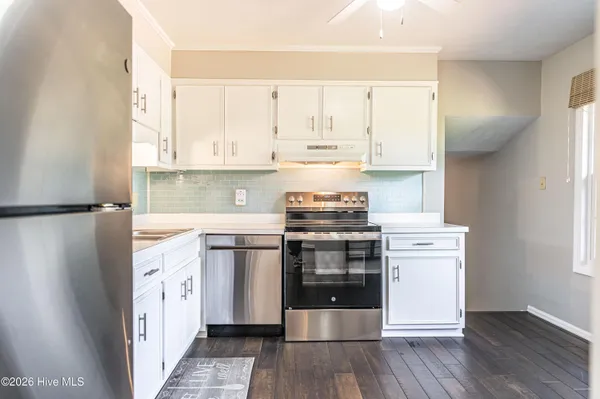 $2,600 | 3432 Niagara Carthage Road, Whispering Pines, NC 28327