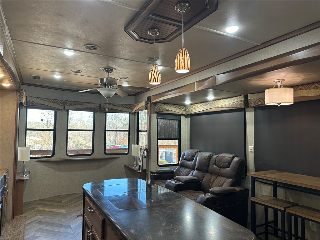 608 Loop Circle Westminster, SC 29693 - Photo 14 of 49