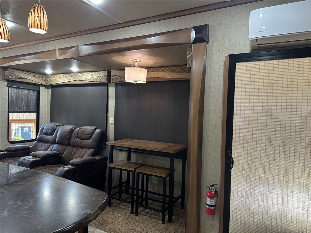 608 Loop Circle Westminster, SC 29693 - Photo 15 of 49