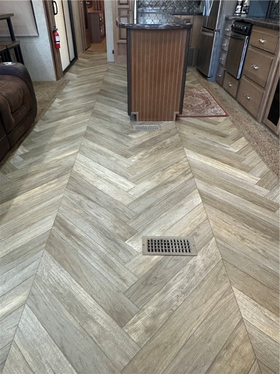 608 Loop Circle Westminster, SC 29693 - Photo 17 of 49