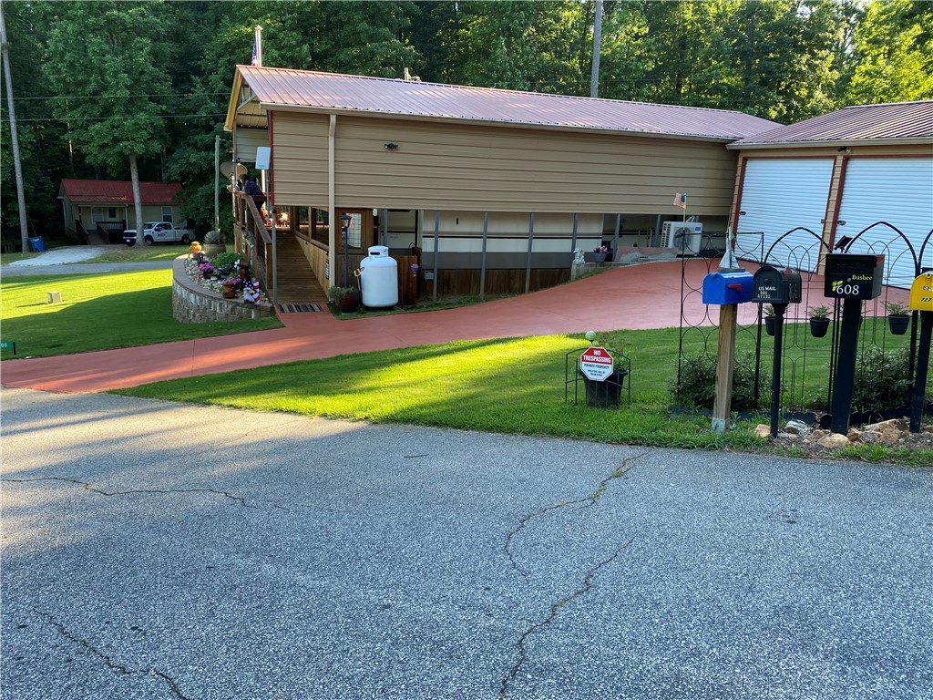 608 Loop Circle Westminster, SC 29693 - Photo 6 of 49