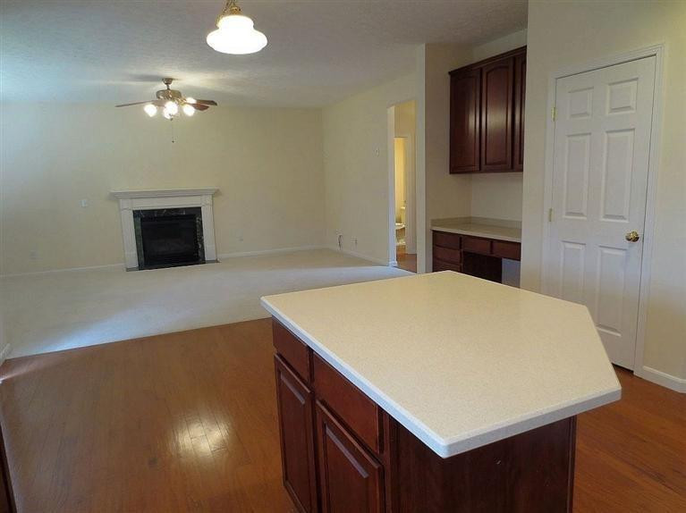8501 Mossy Ridge Court Florence, KY 41042 - Photo 12 of 30