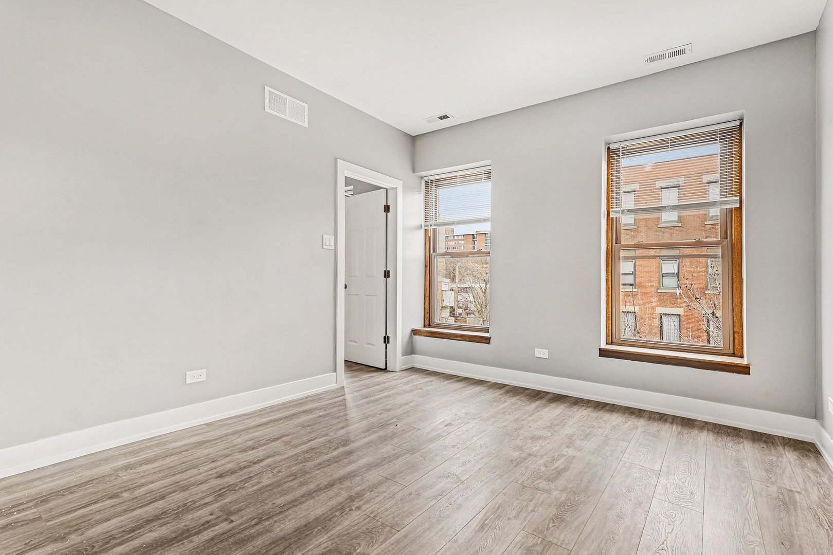 1503 West Taylor Street, Unit 3 Chicago, IL 60607 - Photo 9 of 15