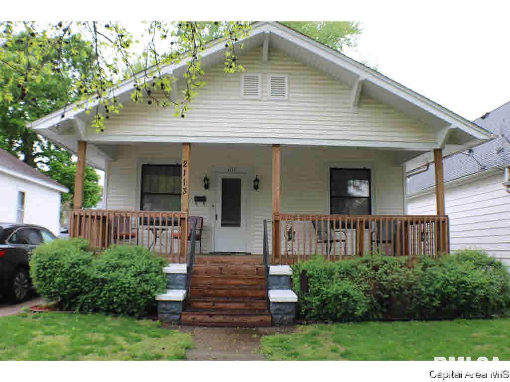 2113 North 17th Street Springfield, IL 62702 - Photo 1 of 20