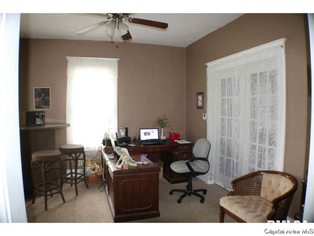 2113 North 17th Street Springfield, IL 62702 - Photo 5 of 20