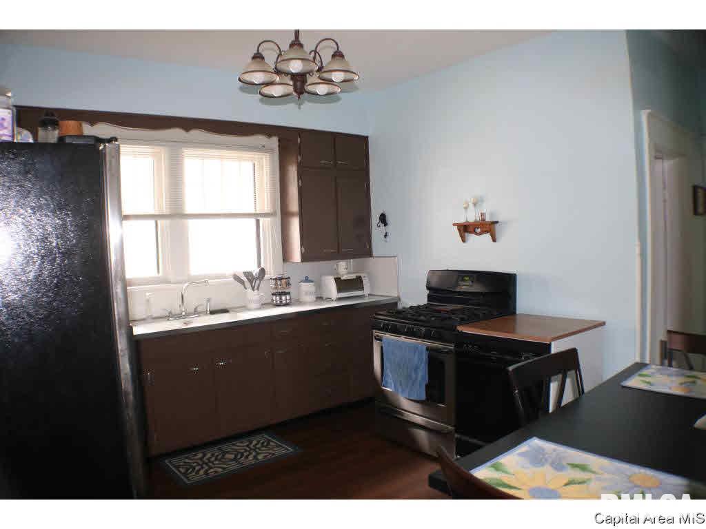 2113 North 17th Street Springfield, IL 62702 - Photo 9 of 20