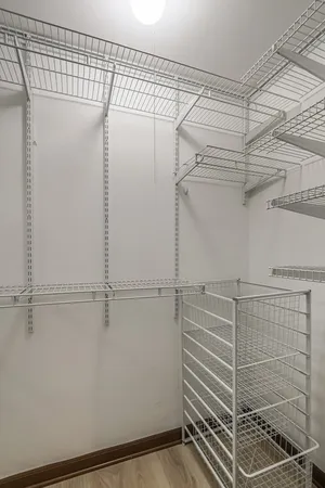 $2,300 | 233 East Erie Street, Unit 1610, Chicago, IL 60611