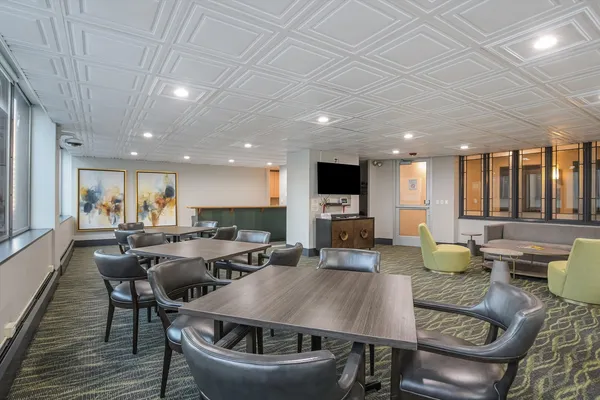 $2,300 | 233 East Erie Street, Unit 1610, Chicago, IL 60611