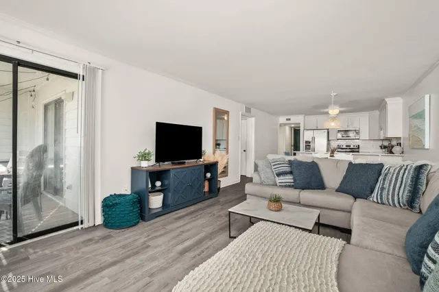 $524,999 | 10300 Coast Guard Road, Unit C103 POINT EMERALD VILLAS, Emerald Isle, NC 28594