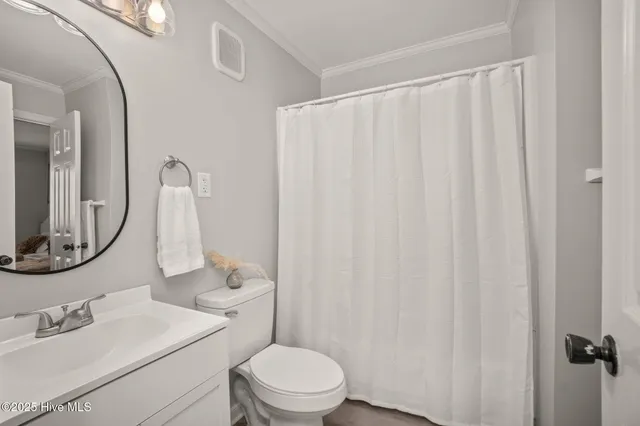 $524,999 | 10300 Coast Guard Road, Unit C103 POINT EMERALD VILLAS, Emerald Isle, NC 28594