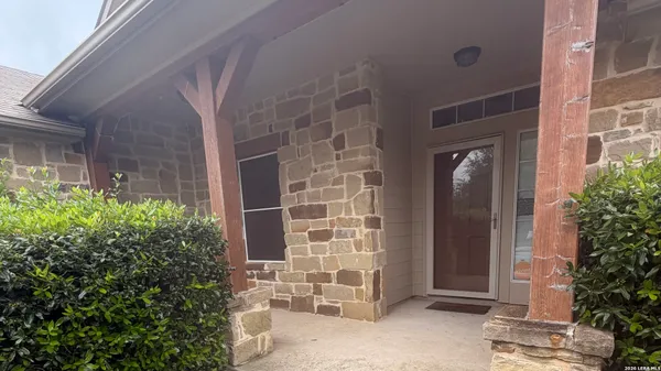 $2,250 | 8527 Winchester Way, San Antonio, TX 78254