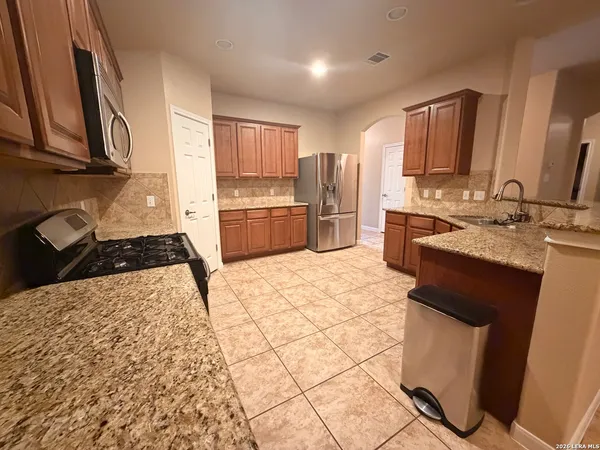 $2,250 | 8527 Winchester Way, San Antonio, TX 78254