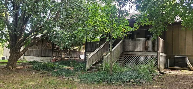 $315,000 | 817 Elmwood Lane, Pittsburg, KS 66762