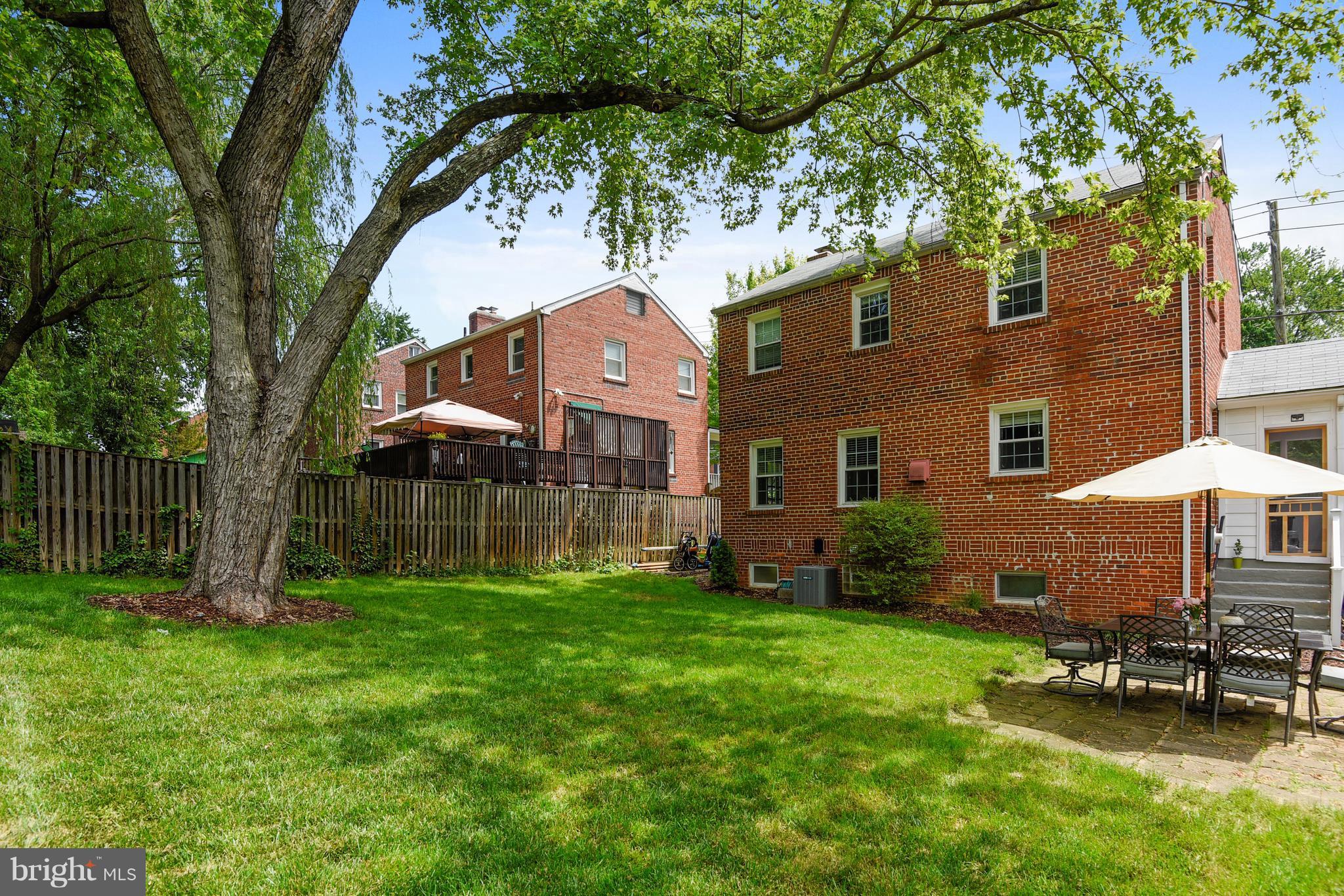 10410 Inwood Avenue Silver Spring, MD 20902 - Photo 22 of 29 Exterior (Rear)