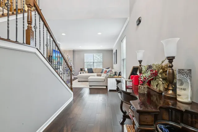 $399,000 | 171 Birch Lane, St. Charles, IL 60175