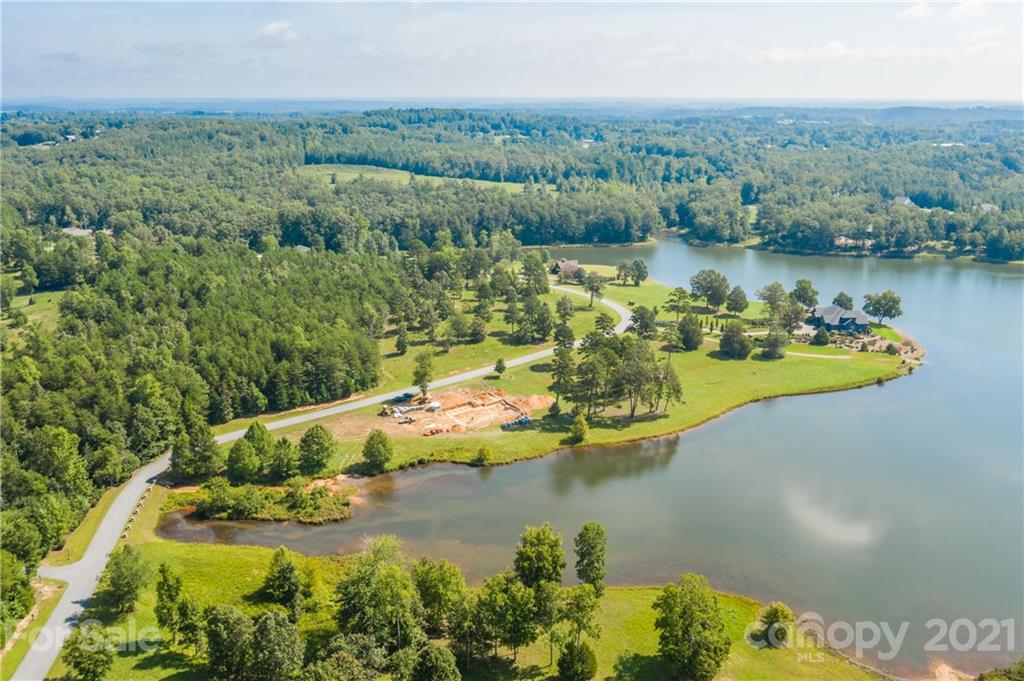 932 Mapleton Lane, Unit 13 Tryon, NC 28782 - Photo 14 of 44 Gallery Image 14