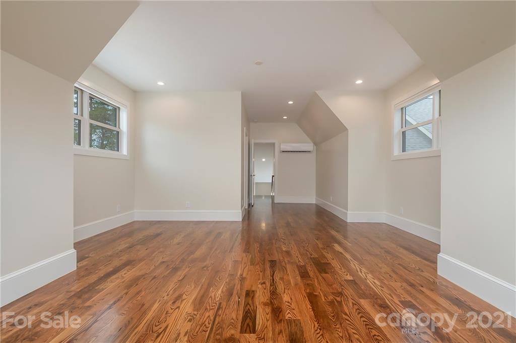 932 Mapleton Lane, Unit 13 Tryon, NC 28782 - Photo 42 of 44 Gallery Image 42