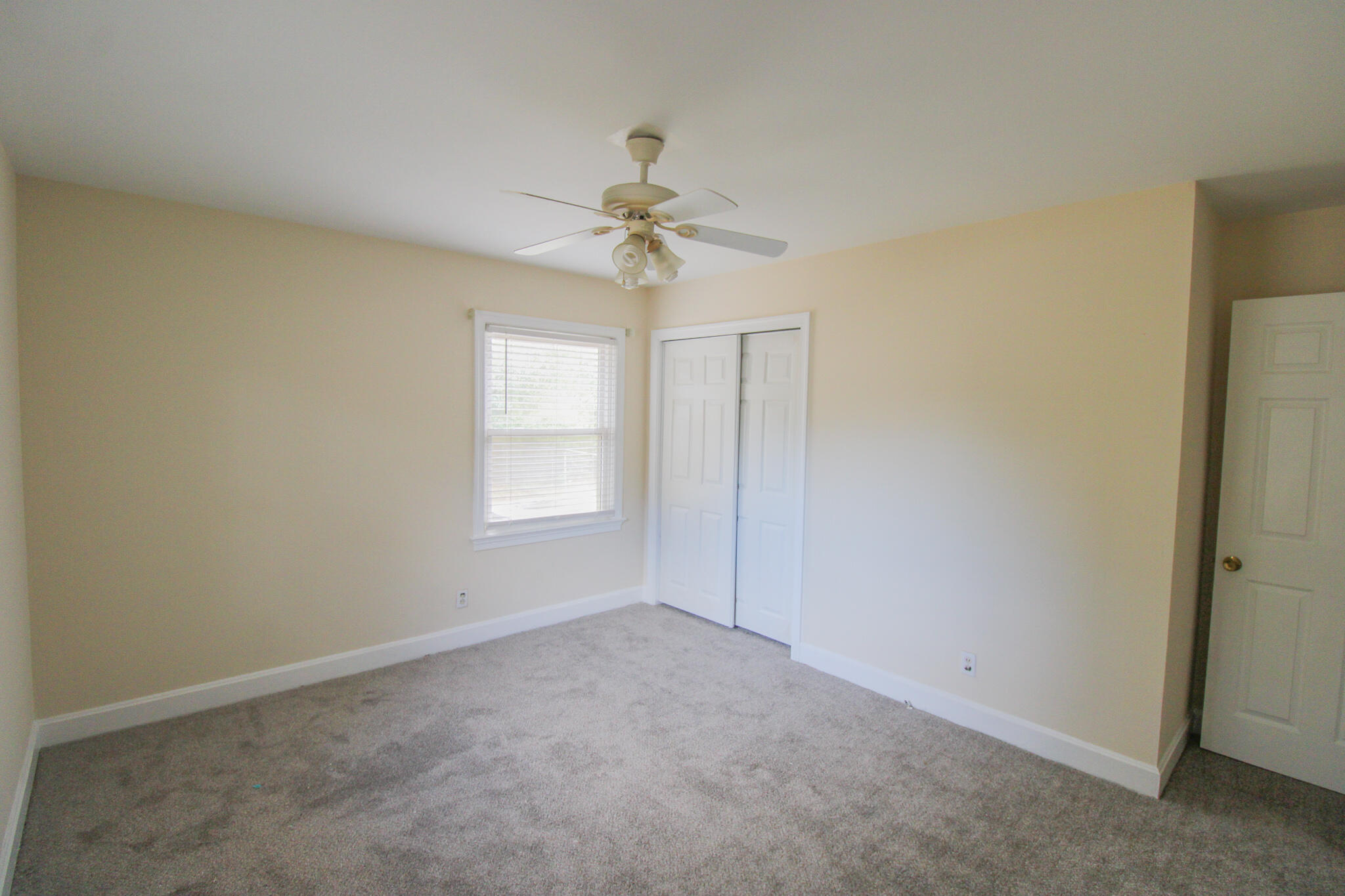 749 Fort Sumter Drive Charleston, SC 29412 - Photo 14 of 22 563BA3C9-9FEA-48F0-B2EA-870AFED2B6C8