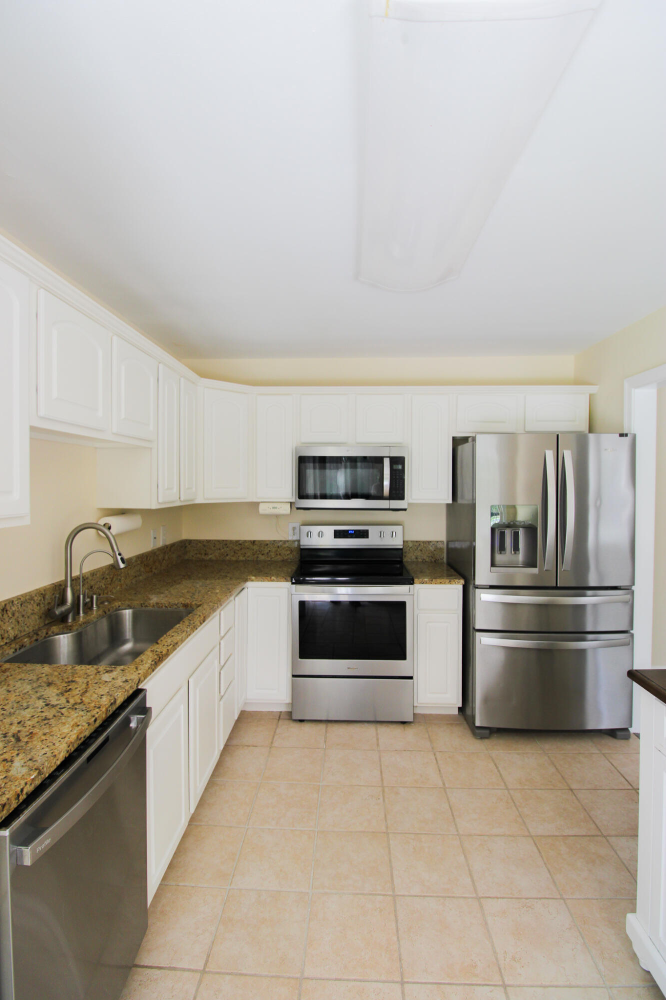 749 Fort Sumter Drive Charleston, SC 29412 - Photo 9 of 22 C0D4C699-A675-4040-8290-1FF2059EEDB6