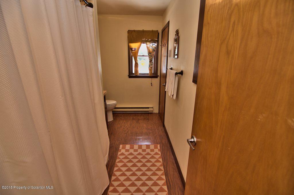 29 Oak Road Lake Ariel, PA 18436 - Photo 36 of 49 Gallery Image 36