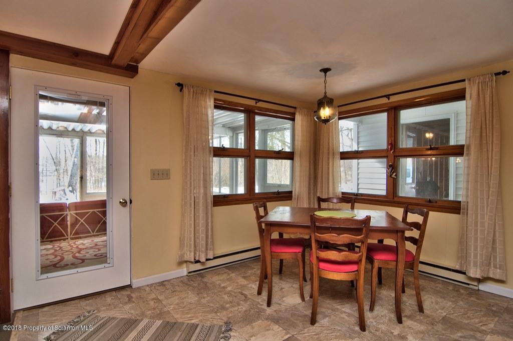 29 Oak Road Lake Ariel, PA 18436 - Photo 9 of 49 Gallery Image 9