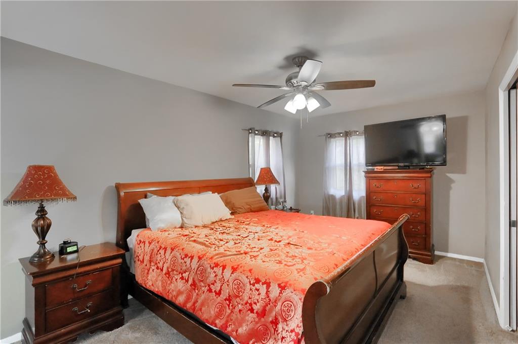 2439 Brandt School Road Wexford, PA 15090 - Photo 17 of 35