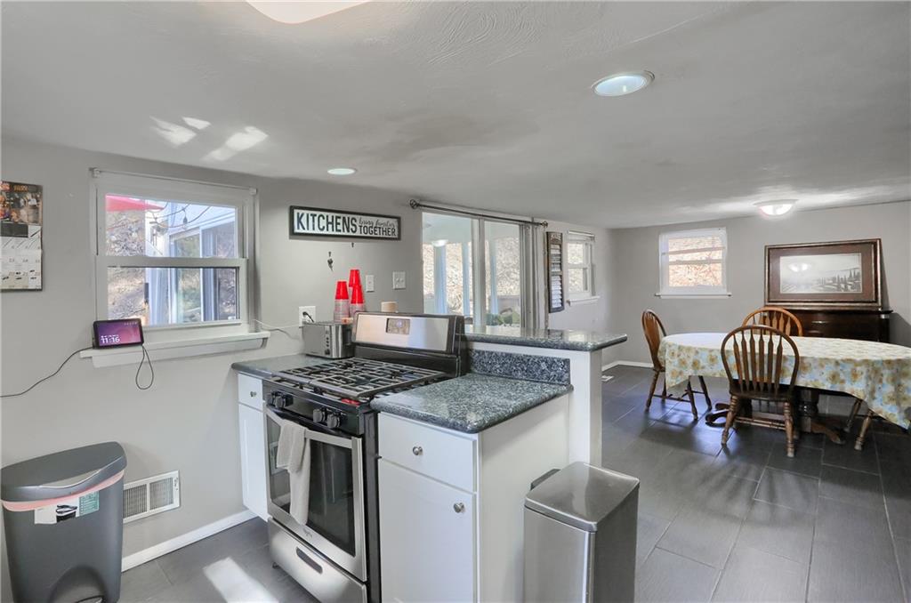 2439 Brandt School Road Wexford, PA 15090 - Photo 6 of 35