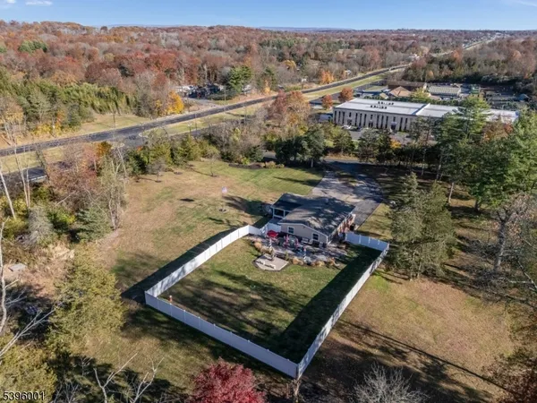 $995,900 | 417 Mountain Road, Lebanon, NJ 08833