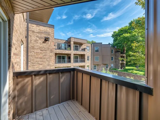 $152,000 | 2220 Midland Grove Road, Unit 202, Roseville, MN 55113