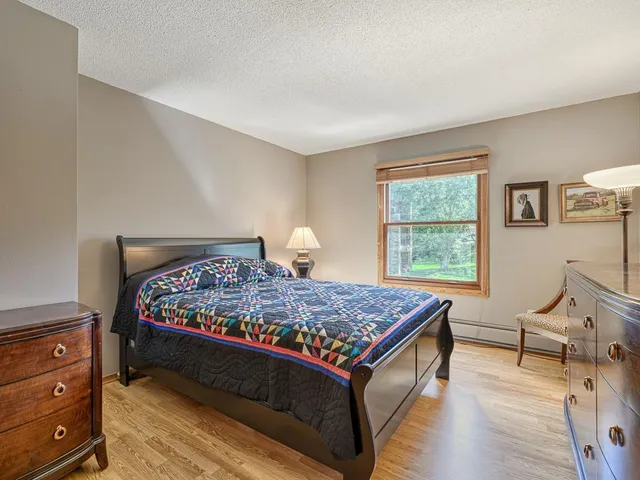 $152,000 | 2220 Midland Grove Road, Unit 202, Roseville, MN 55113