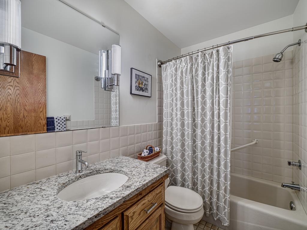 2220 Midland Grove Road, Unit 202 Roseville, MN 55113 - Photo 15 of 26