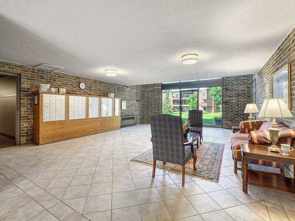 2220 Midland Grove Road, Unit 202 Roseville, MN 55113 - Photo 16 of 26