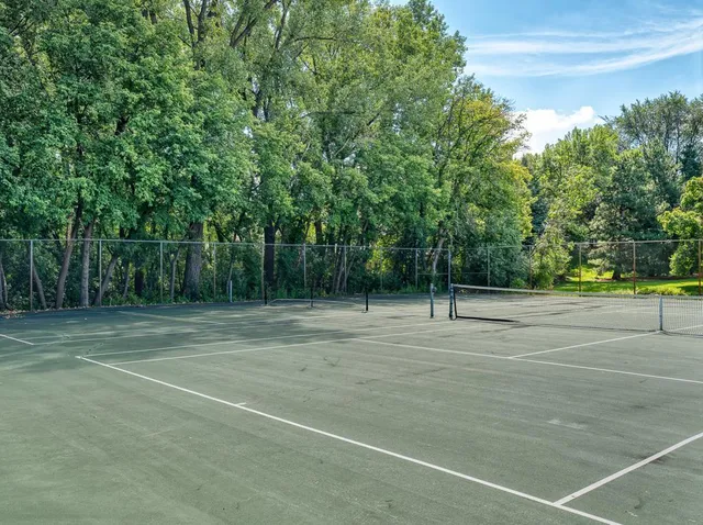 $152,000 | 2220 Midland Grove Road, Unit 202, Roseville, MN 55113