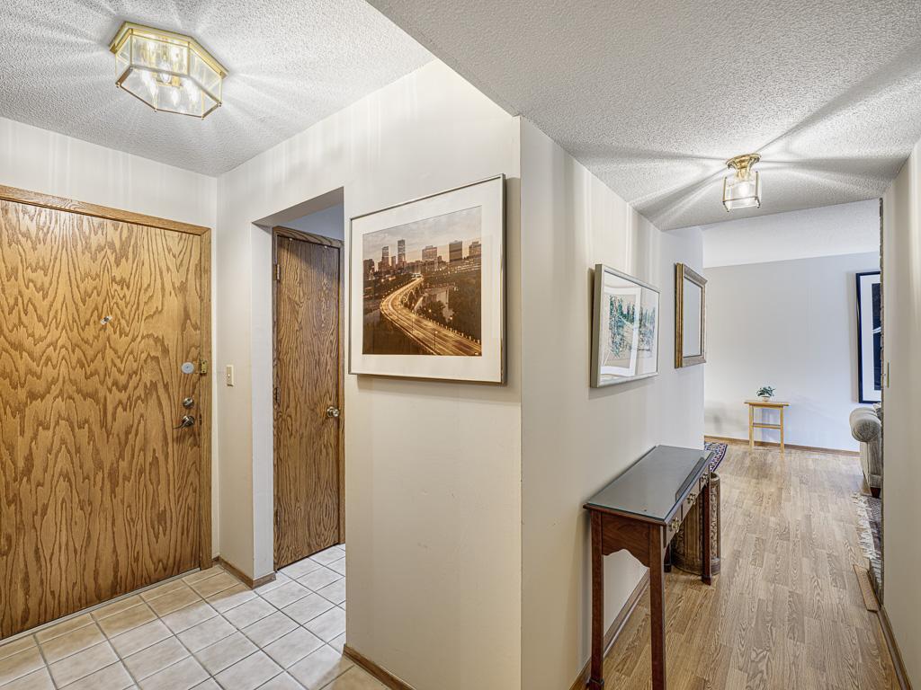 2220 Midland Grove Road, Unit 202 Roseville, MN 55113 - Photo 7 of 26